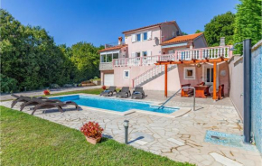 3 Bedroom Nice Home In Vinez